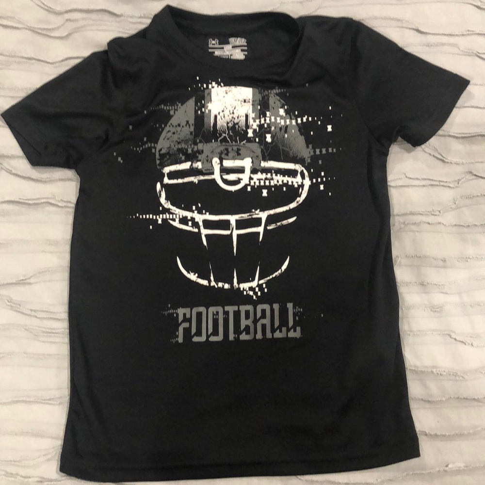 Boys foot ball UA shirt (